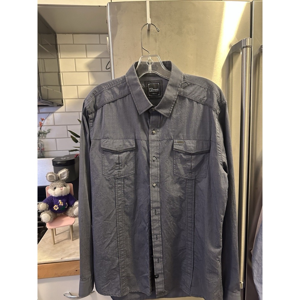 7‎ Diamonds Men's Long Sleeve Button-Up Slate Gray SzL Logo Visible Skyscraper